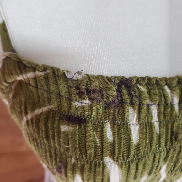 Hawaiian Print Stretch Dress - Picture 9 of 11